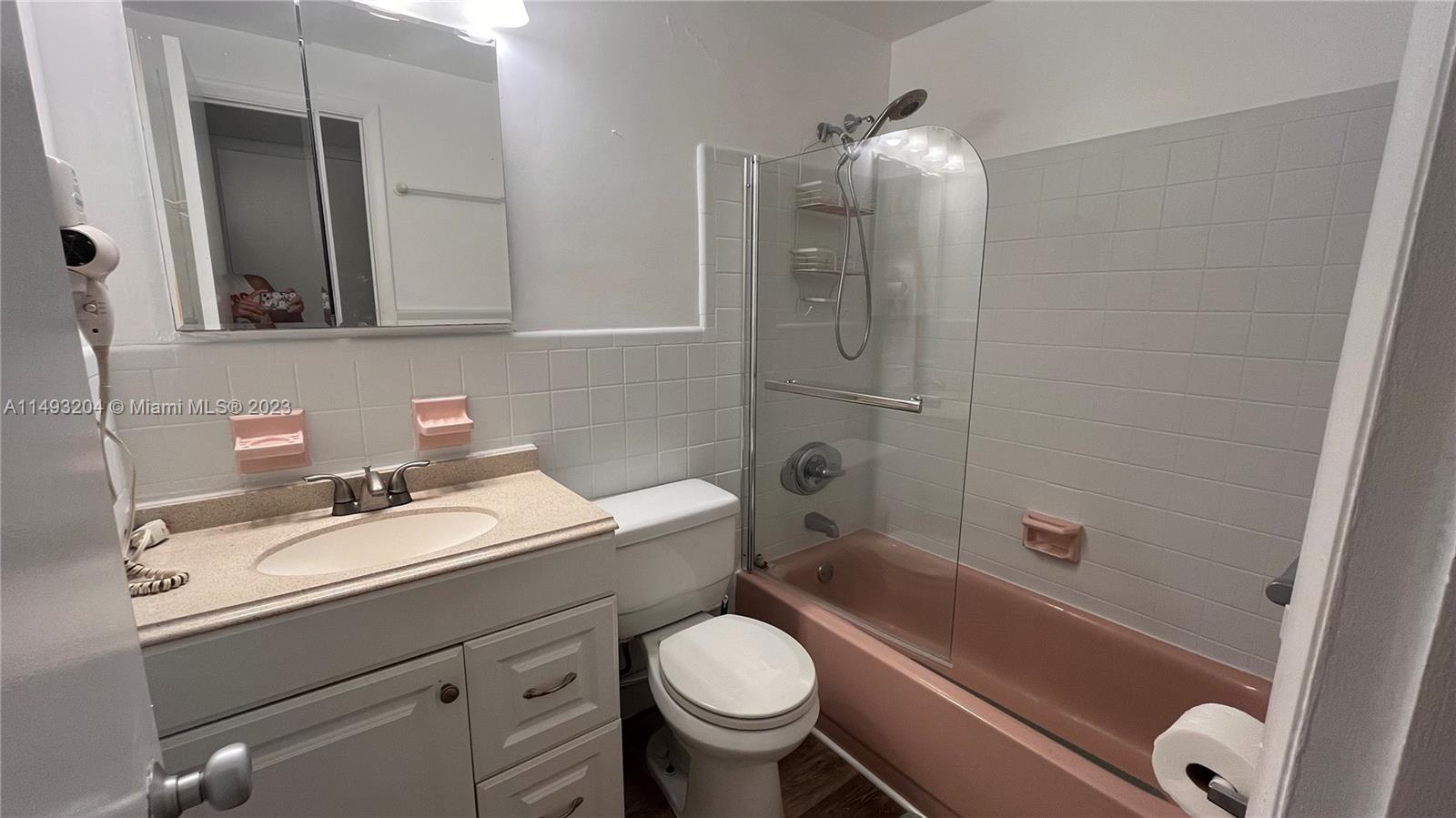 GOLDEN BAY LODGE CO-OP - Residential Lease
