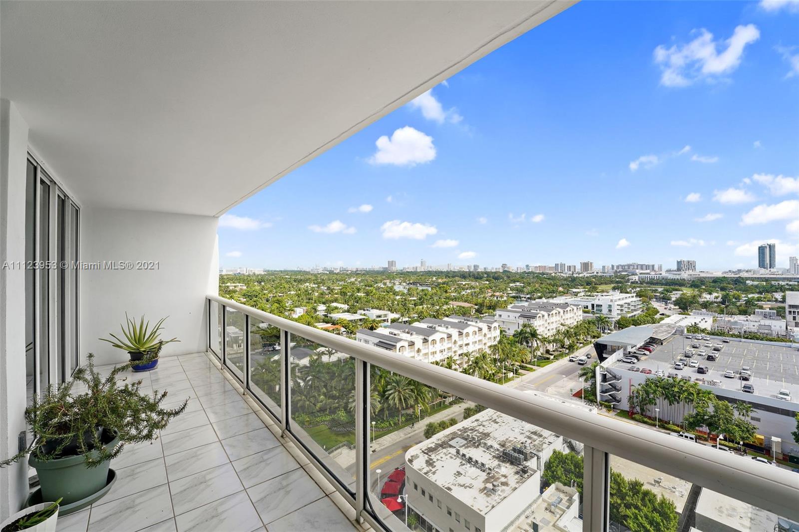 SUNSET HARBOUR NORTH CONDO - Residential