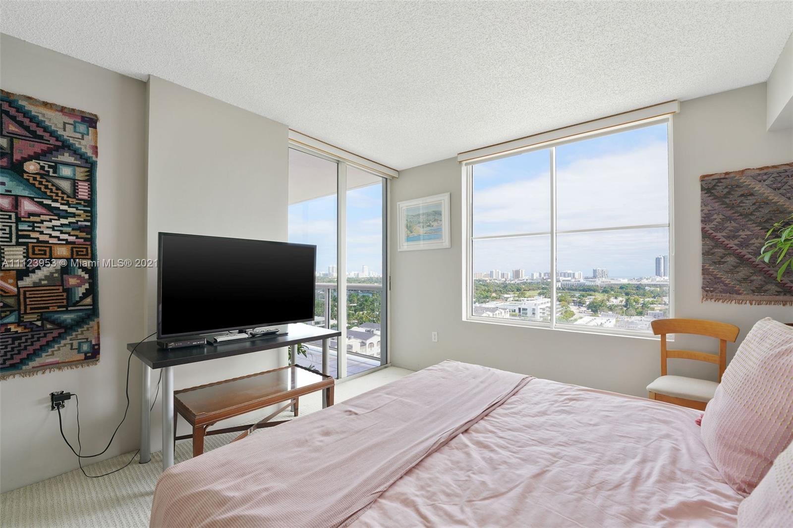 SUNSET HARBOUR NORTH CONDO - Residential
