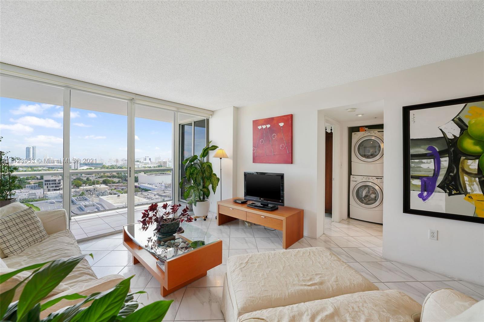 SUNSET HARBOUR NORTH CONDO - Residential