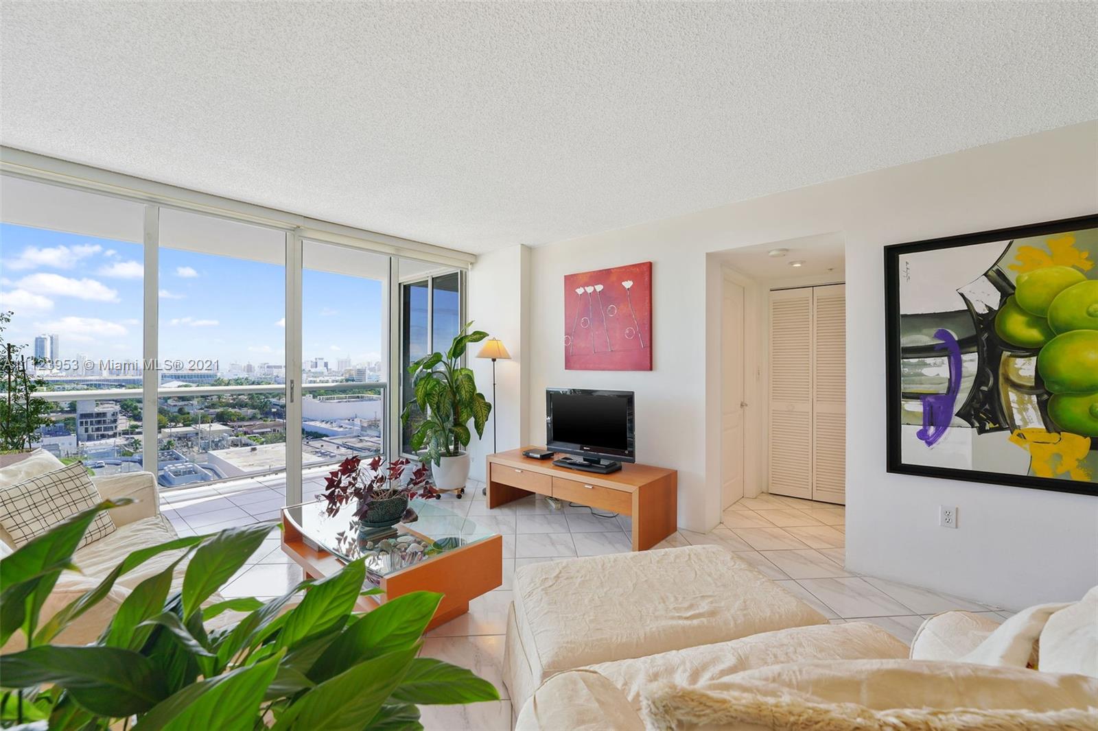SUNSET HARBOUR NORTH CONDO - Residential
