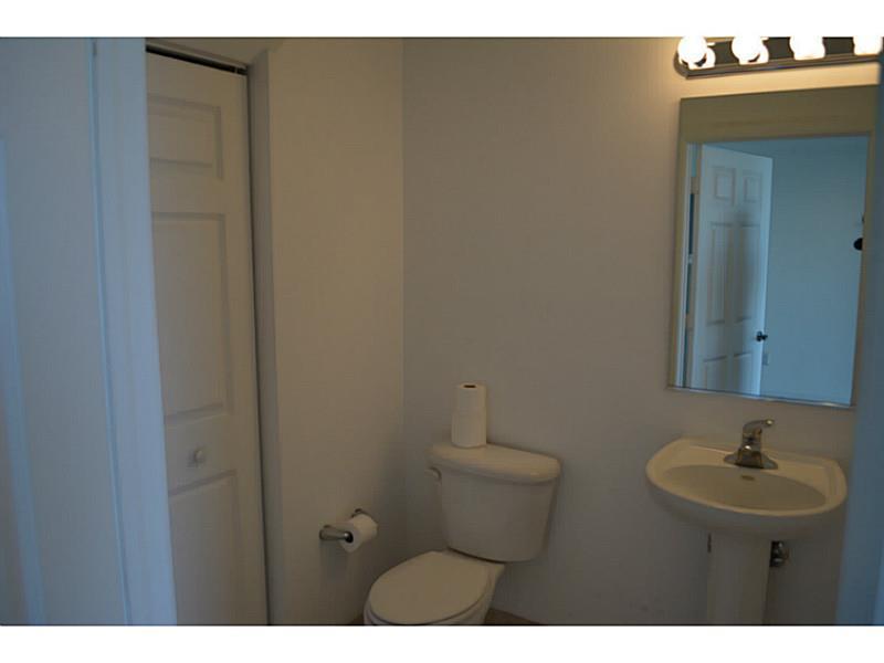 COLONNADE AT DADELAND SE - Residential Lease