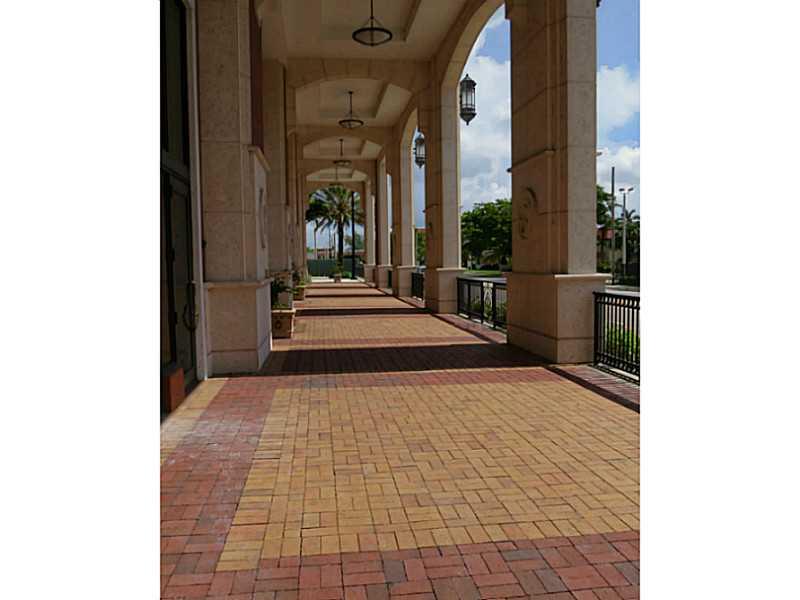 COLONNADE AT DADELAND SE - Residential Lease