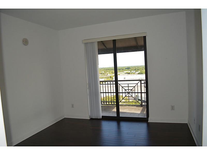 COLONNADE AT DADELAND SE - Residential Lease