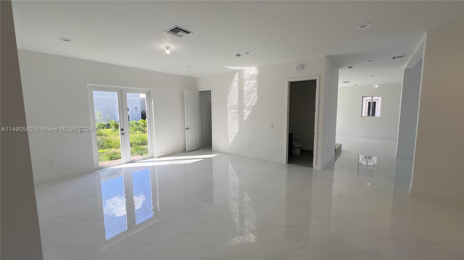 FOREST VIEW ESTATES - Residential