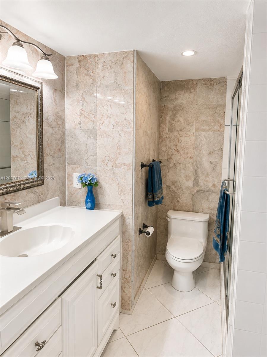 CENTURY VILL - Residential