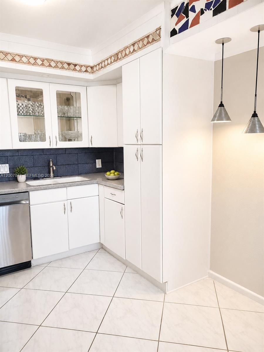 CENTURY VILL - Residential