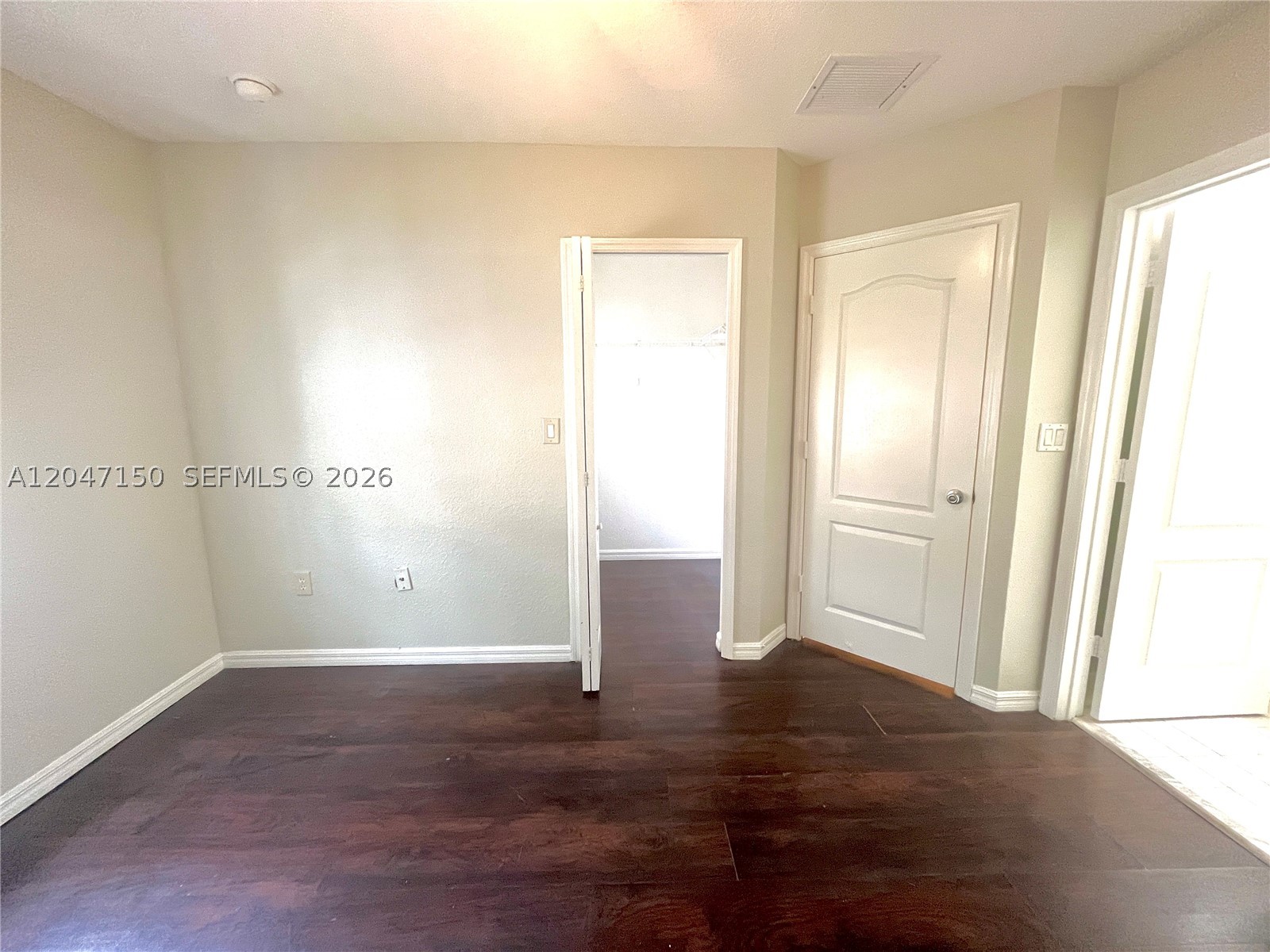 MELROSE POINT CONDO - Residential