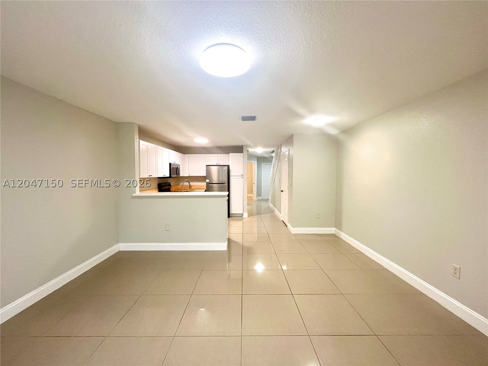 MELROSE POINT CONDO - Residential