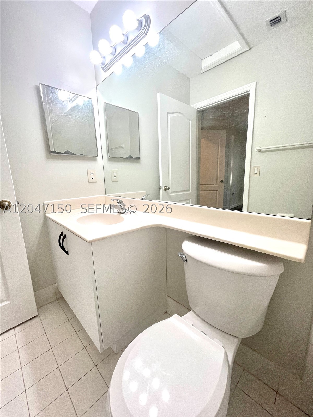 MELROSE POINT CONDO - Residential