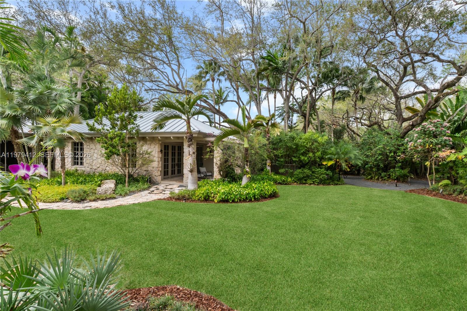 SNAPPER CREEK LAKES SUB - Residential