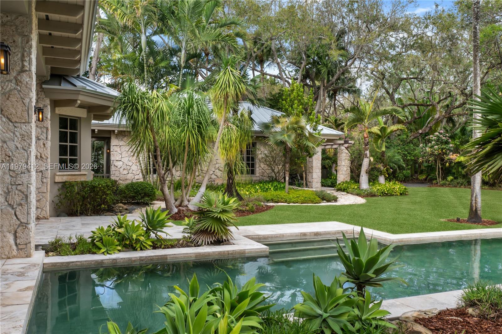 SNAPPER CREEK LAKES SUB - Residential