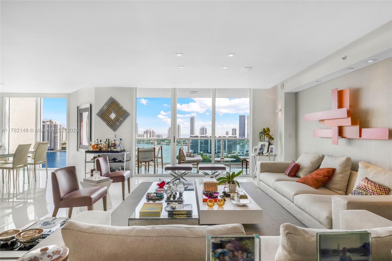 THE PENINSULA II CONDO - Residential