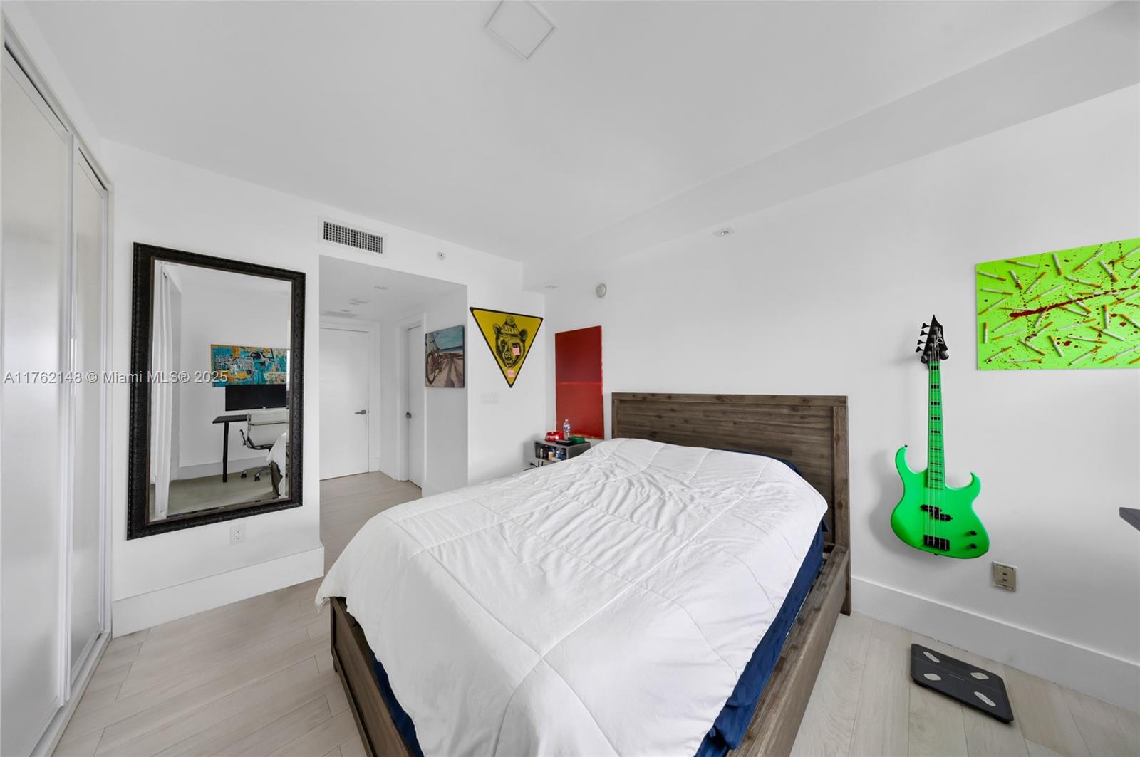THE PENINSULA II CONDO - Residential