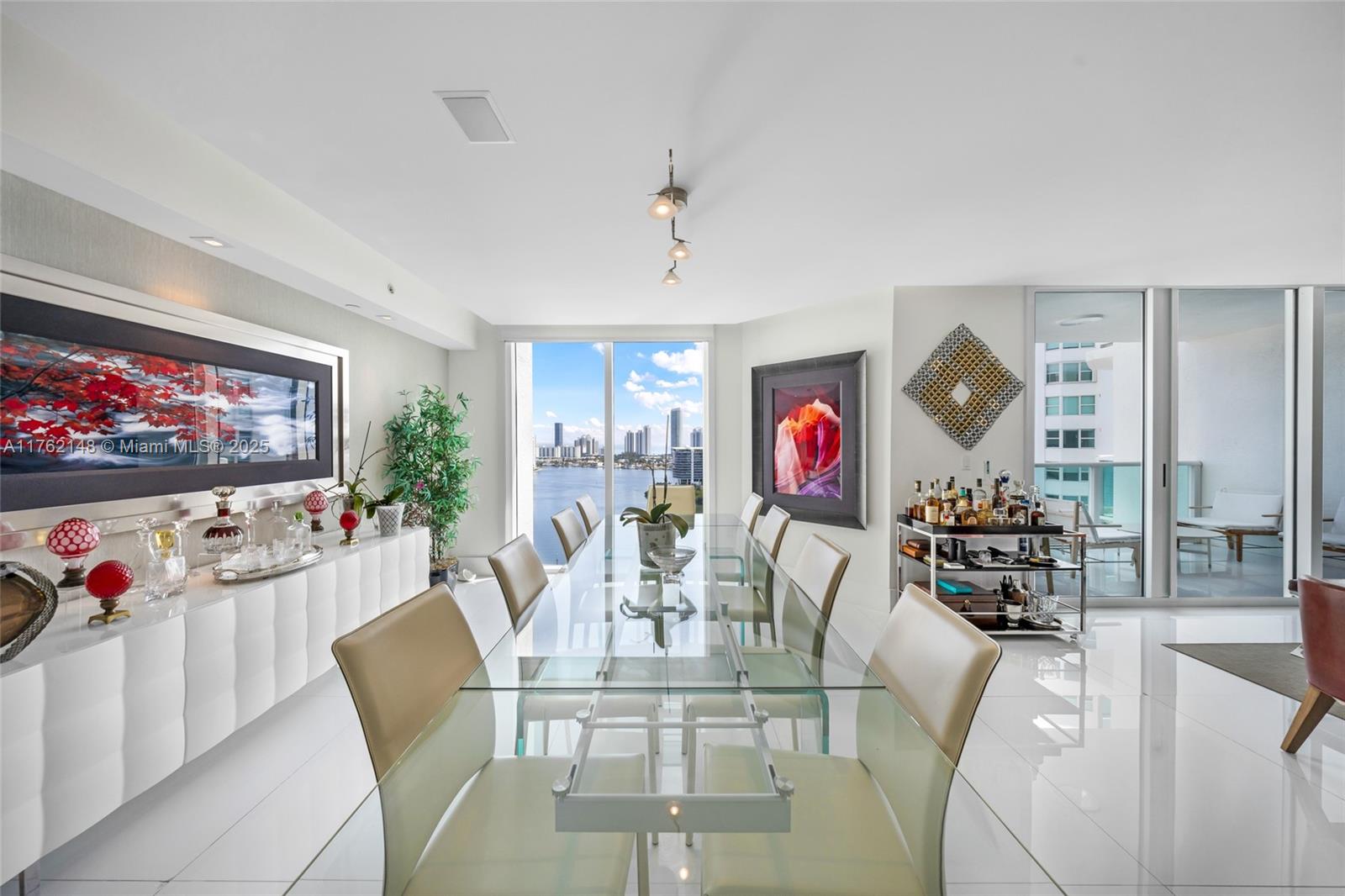 THE PENINSULA II CONDO - Residential