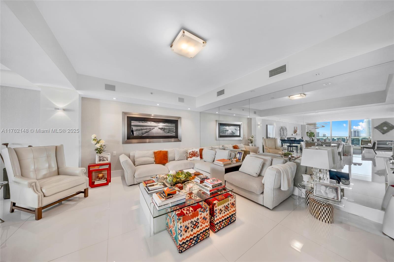 THE PENINSULA II CONDO - Residential