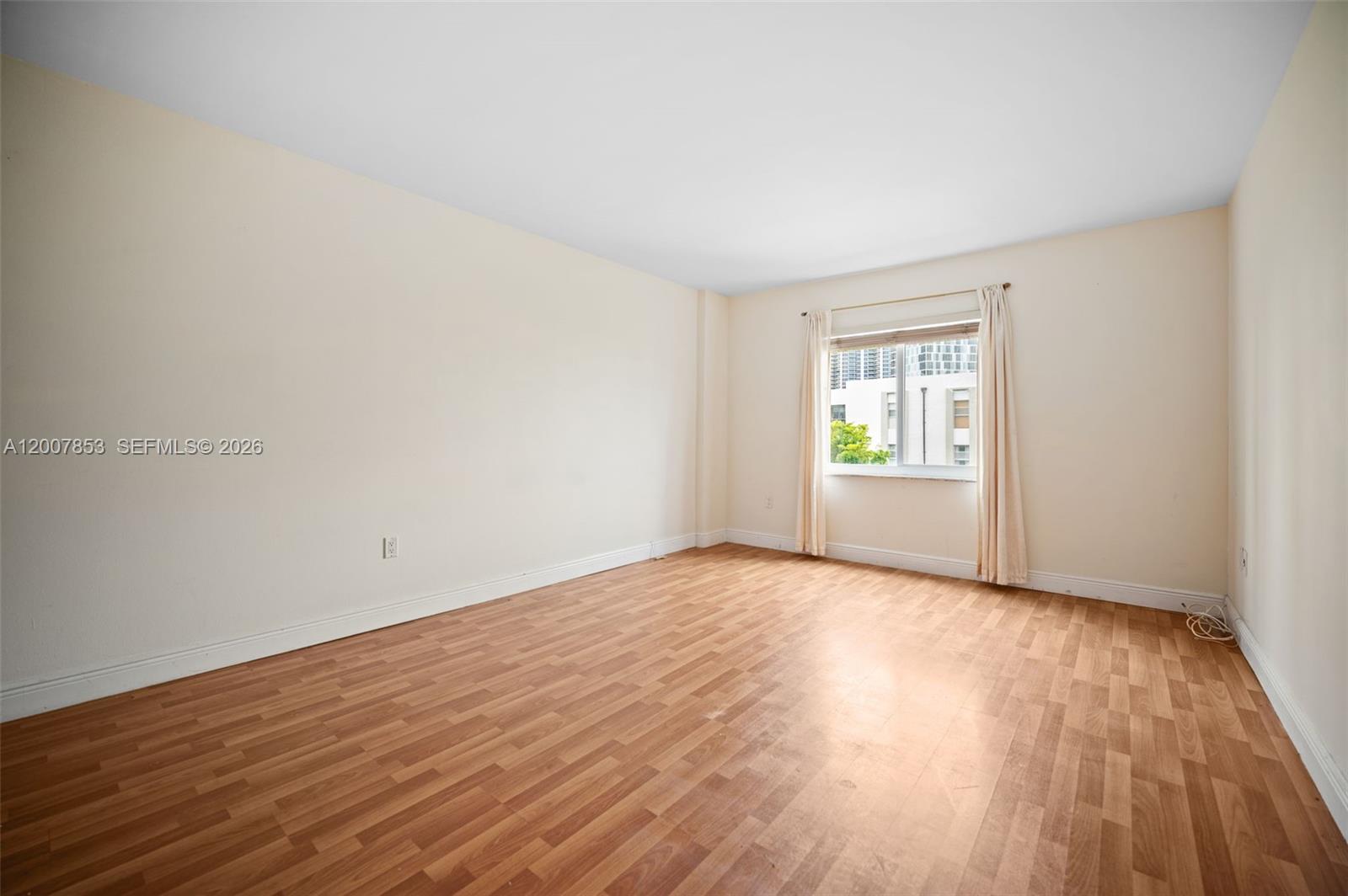 MARBELLA TOWER CONDO - Residential