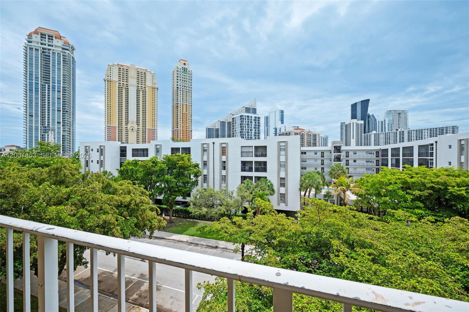 MARBELLA TOWER CONDO - Residential