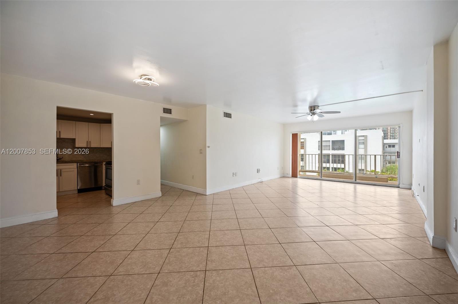 MARBELLA TOWER CONDO - Residential