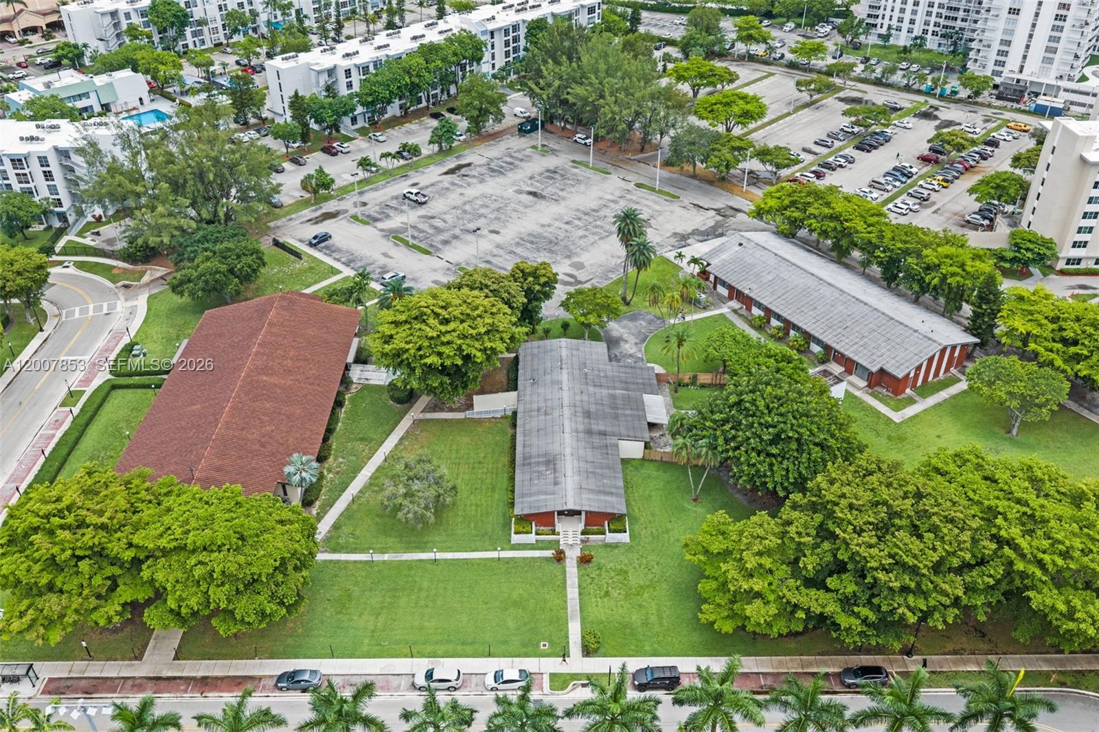 MARBELLA TOWER CONDO - Residential