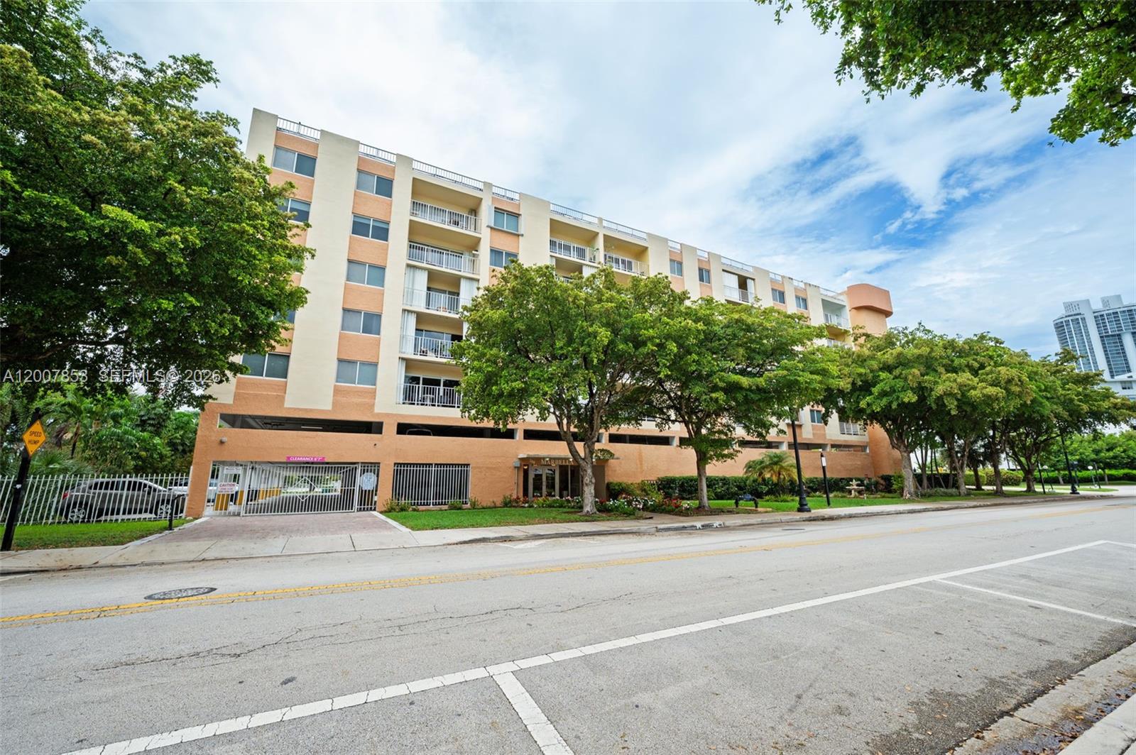 MARBELLA TOWER CONDO - Residential