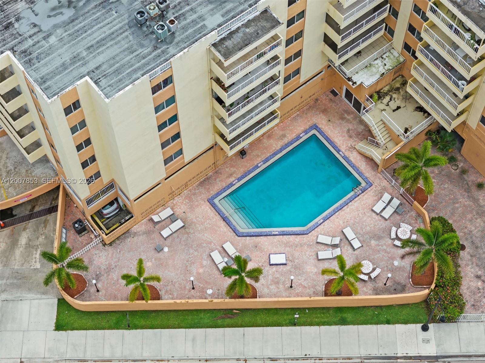 MARBELLA TOWER CONDO - Residential