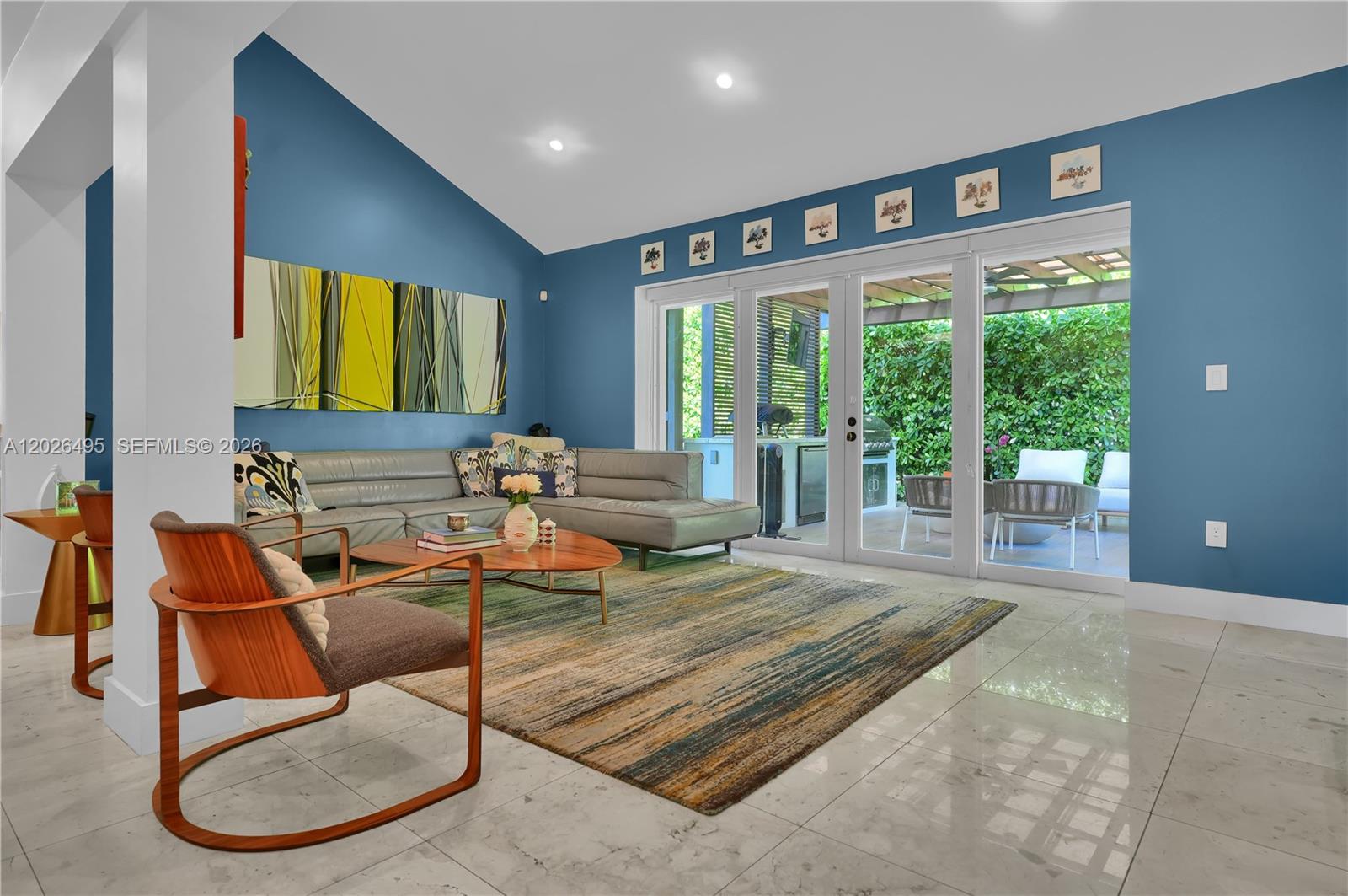 SNAPPER CREEK GROVES - Residential Lease