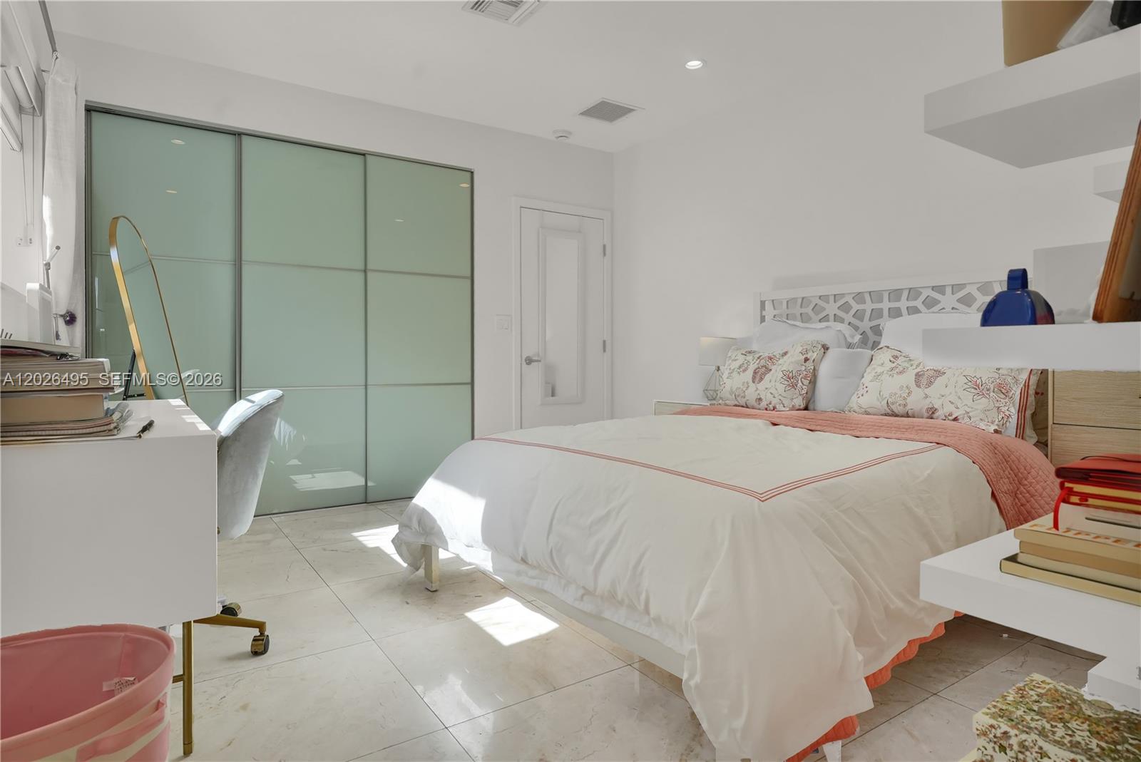 SNAPPER CREEK GROVES - Residential Lease