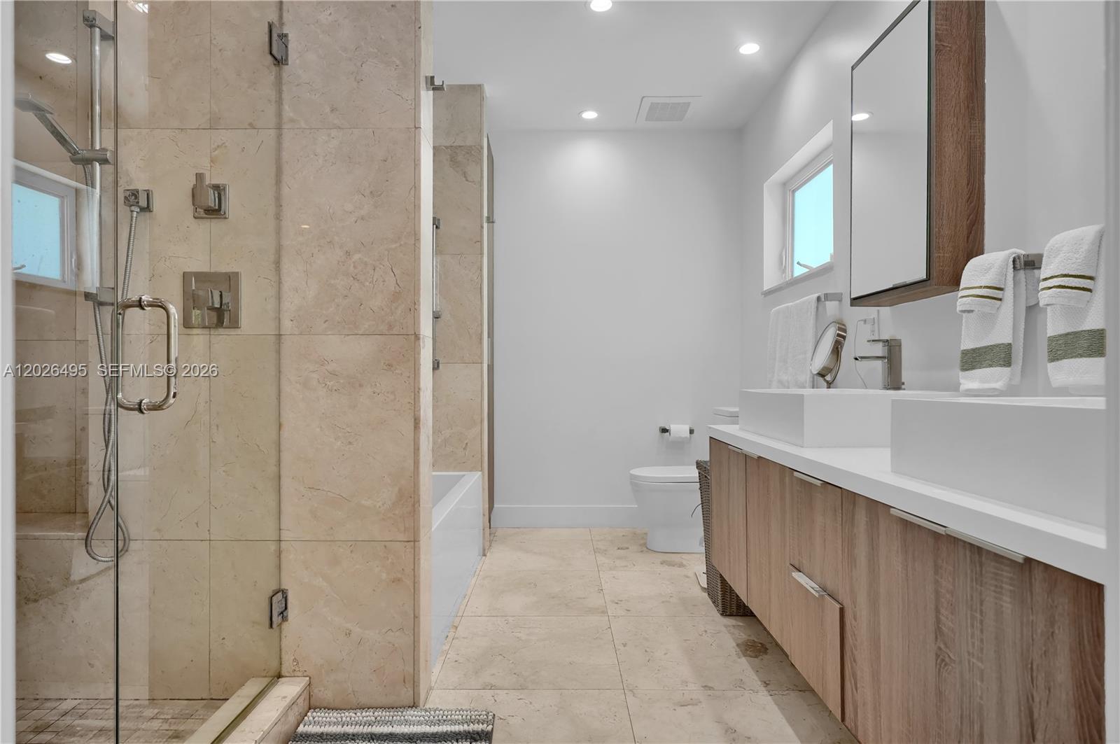 SNAPPER CREEK GROVES - Residential Lease