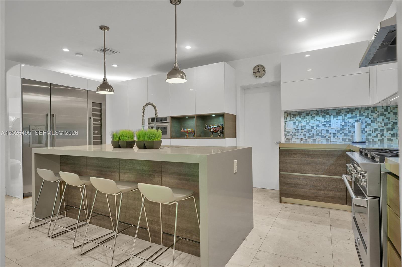 SNAPPER CREEK GROVES - Residential Lease