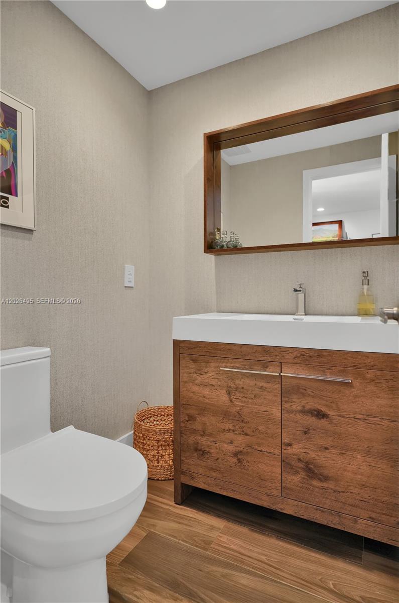 SNAPPER CREEK GROVES - Residential Lease