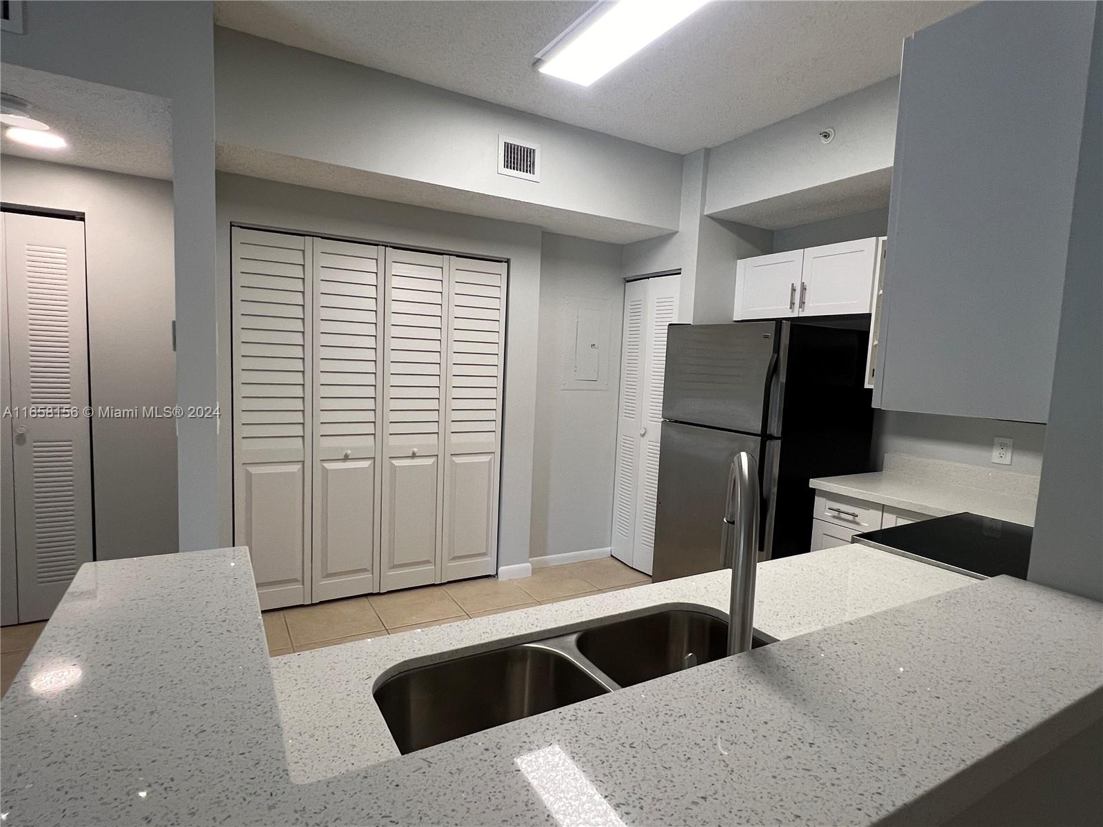 COURTYARDS AT DAVIE CONDO - Residential Lease