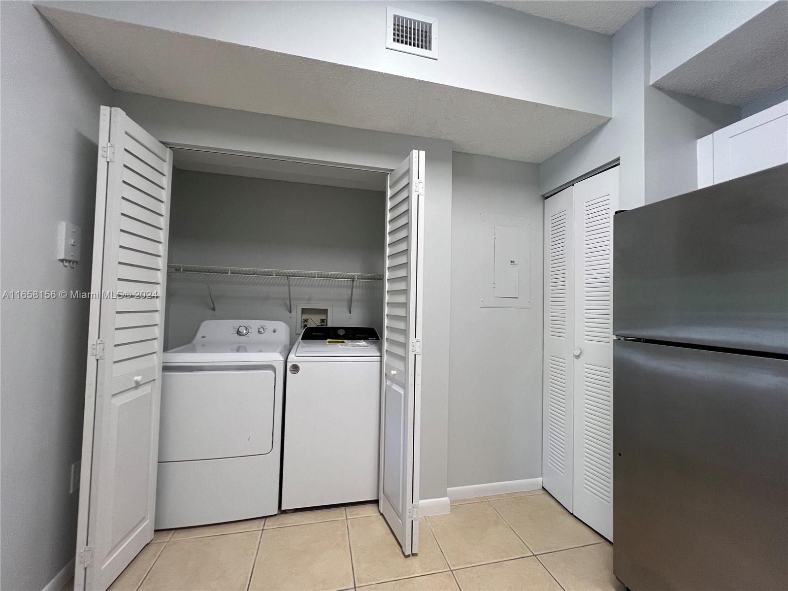 COURTYARDS AT DAVIE CONDO - Residential Lease