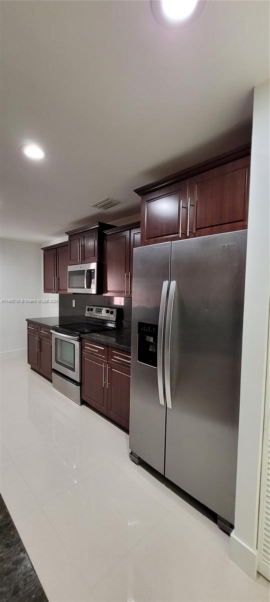 SAN SEBASTIAN UNIT 3 - Residential Lease