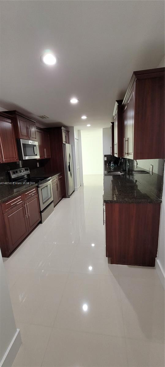 SAN SEBASTIAN UNIT 3 - Residential Lease