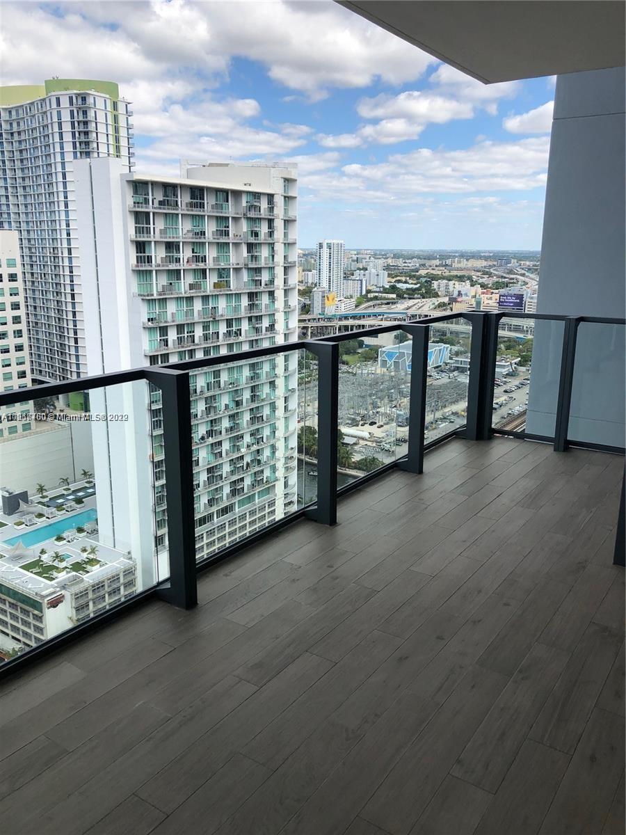 RISE CONDO - Residential Lease