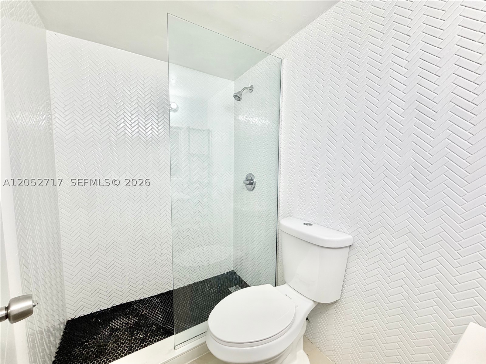 GOLFVIEW PARK - Residential Lease