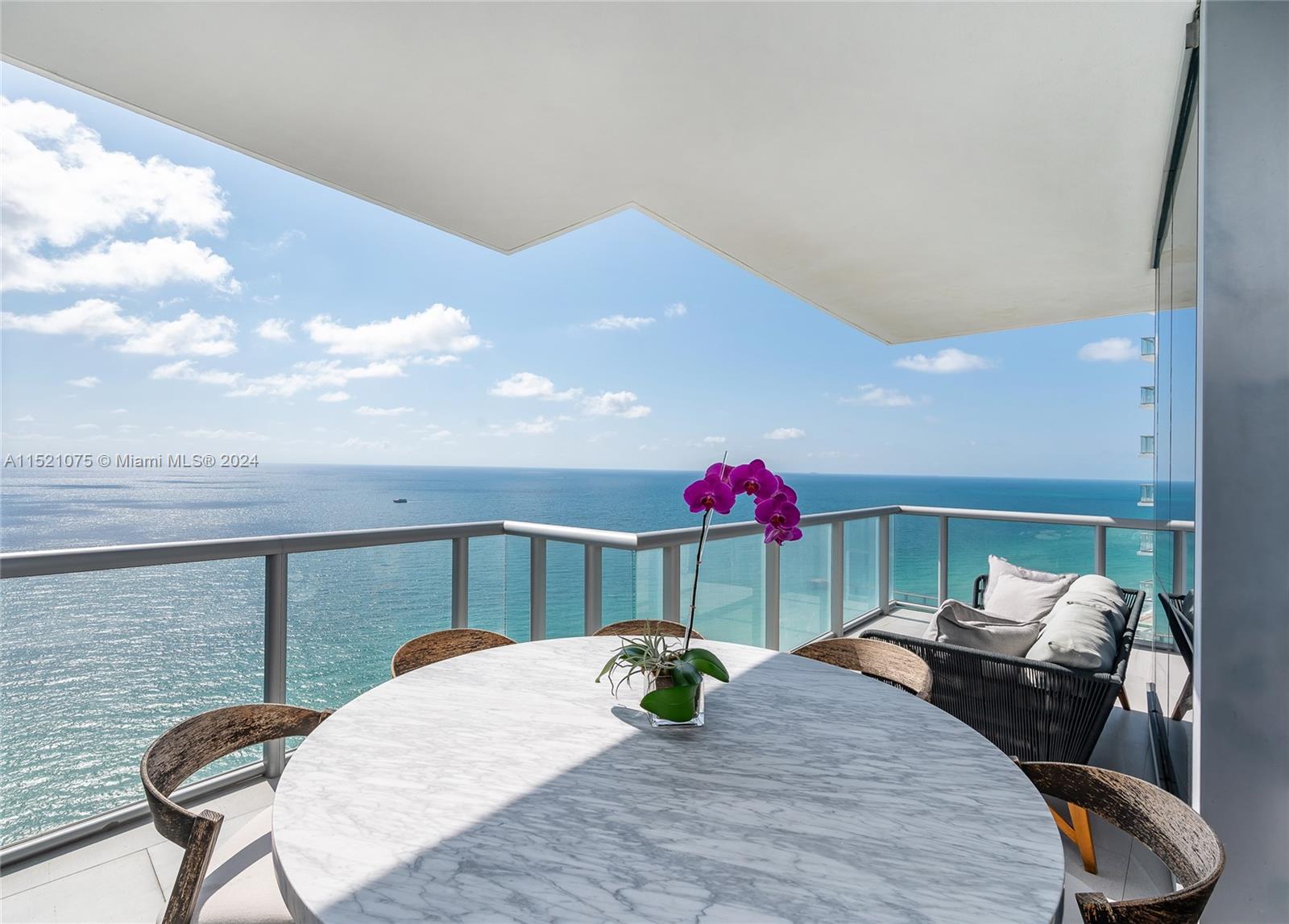 JADE OCEAN CONDO - Residential