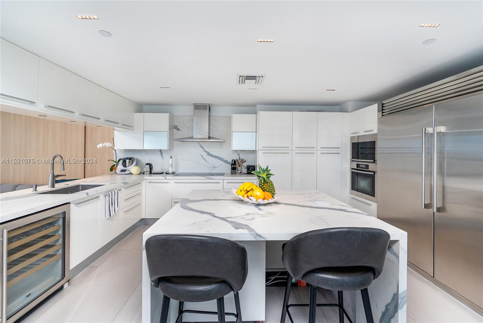 JADE OCEAN CONDO - Residential