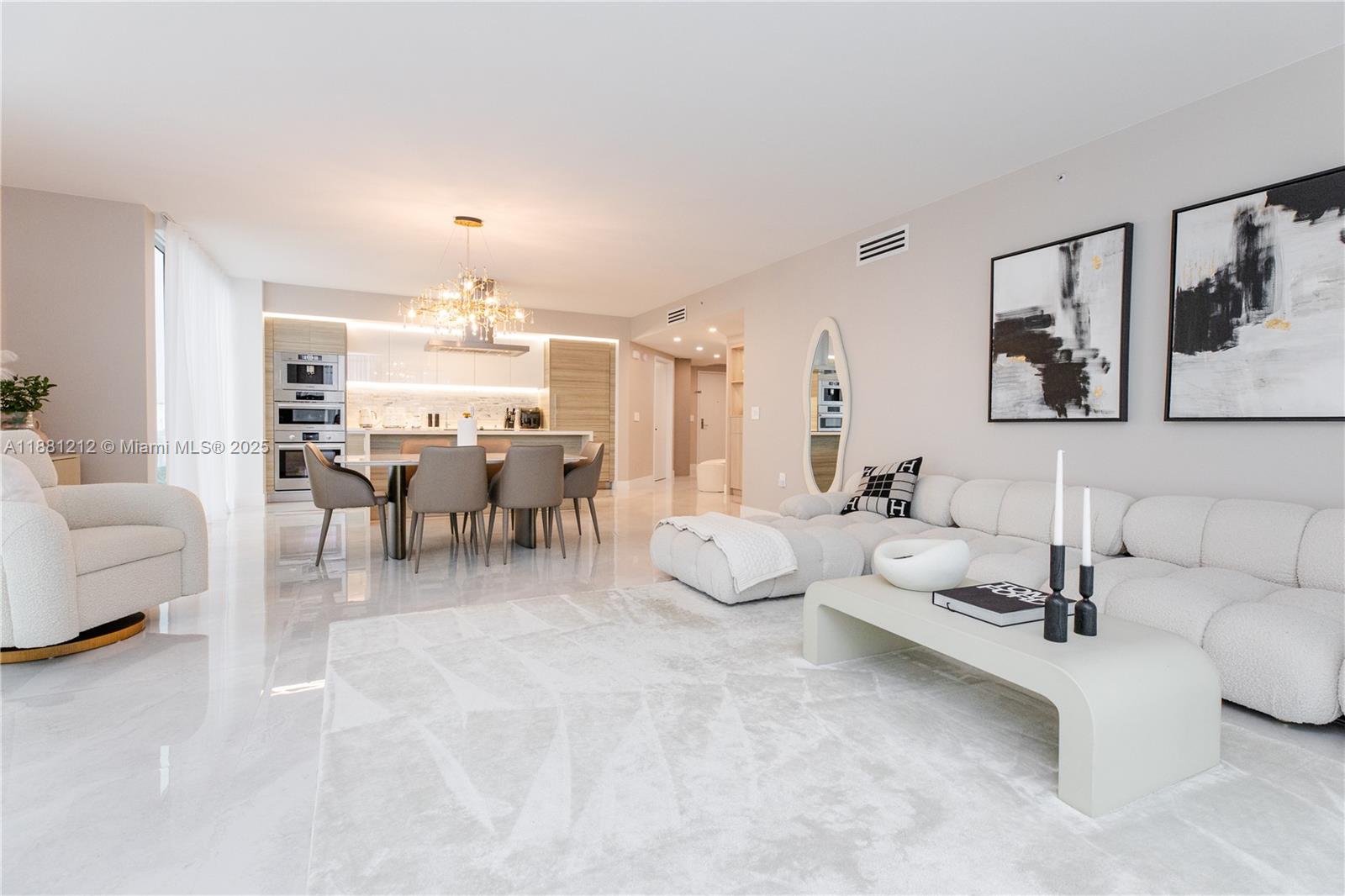 PARQUE TOWERS CONDO - Residential