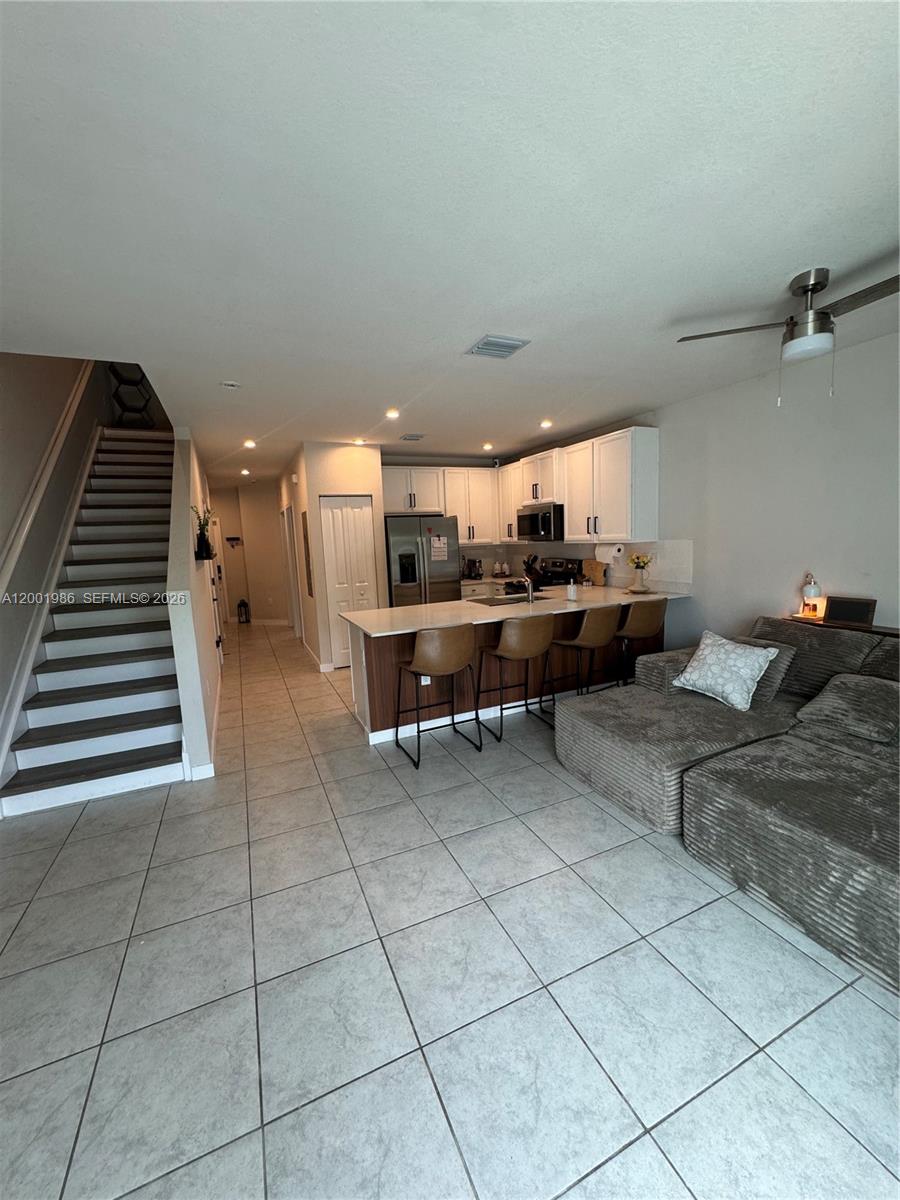 COSTA BLANCA VILLAS - Residential Lease