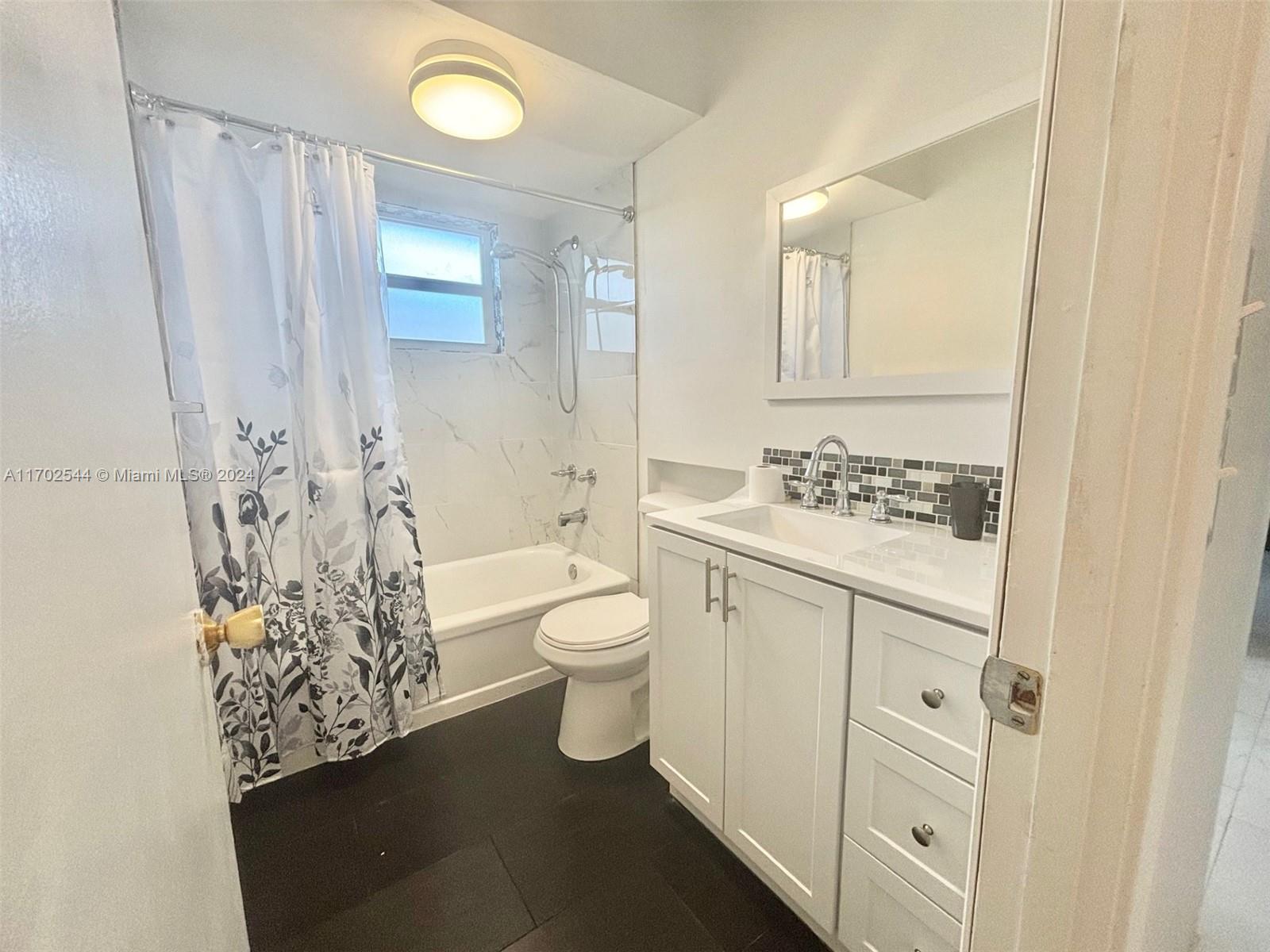 FAIRWAYS ROYALE CONDO - Residential