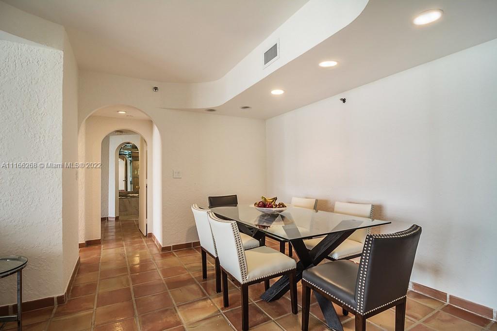 WILLIAMS ISLAND - Residential