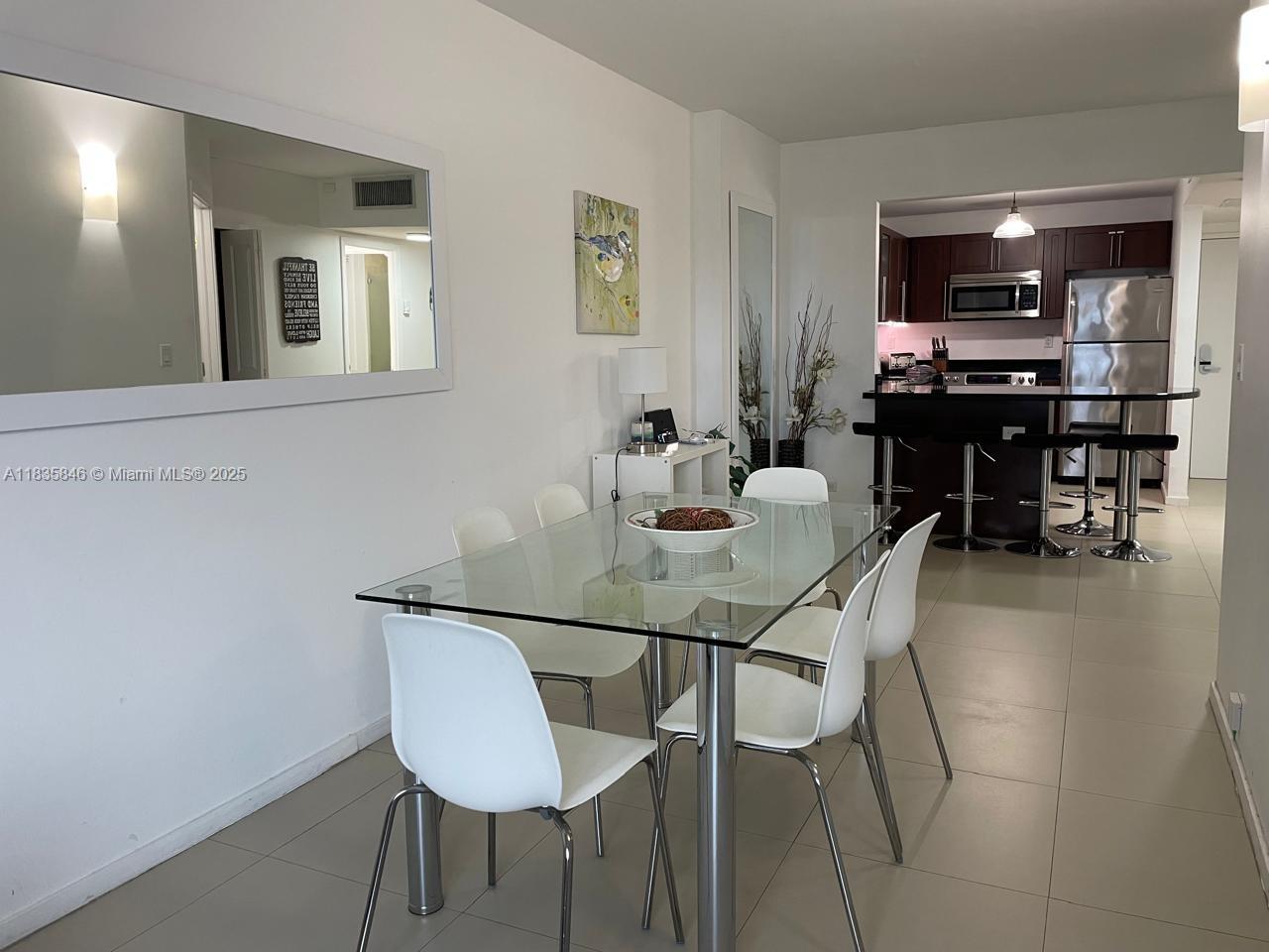 RONEY PALACE CONDO - Residential