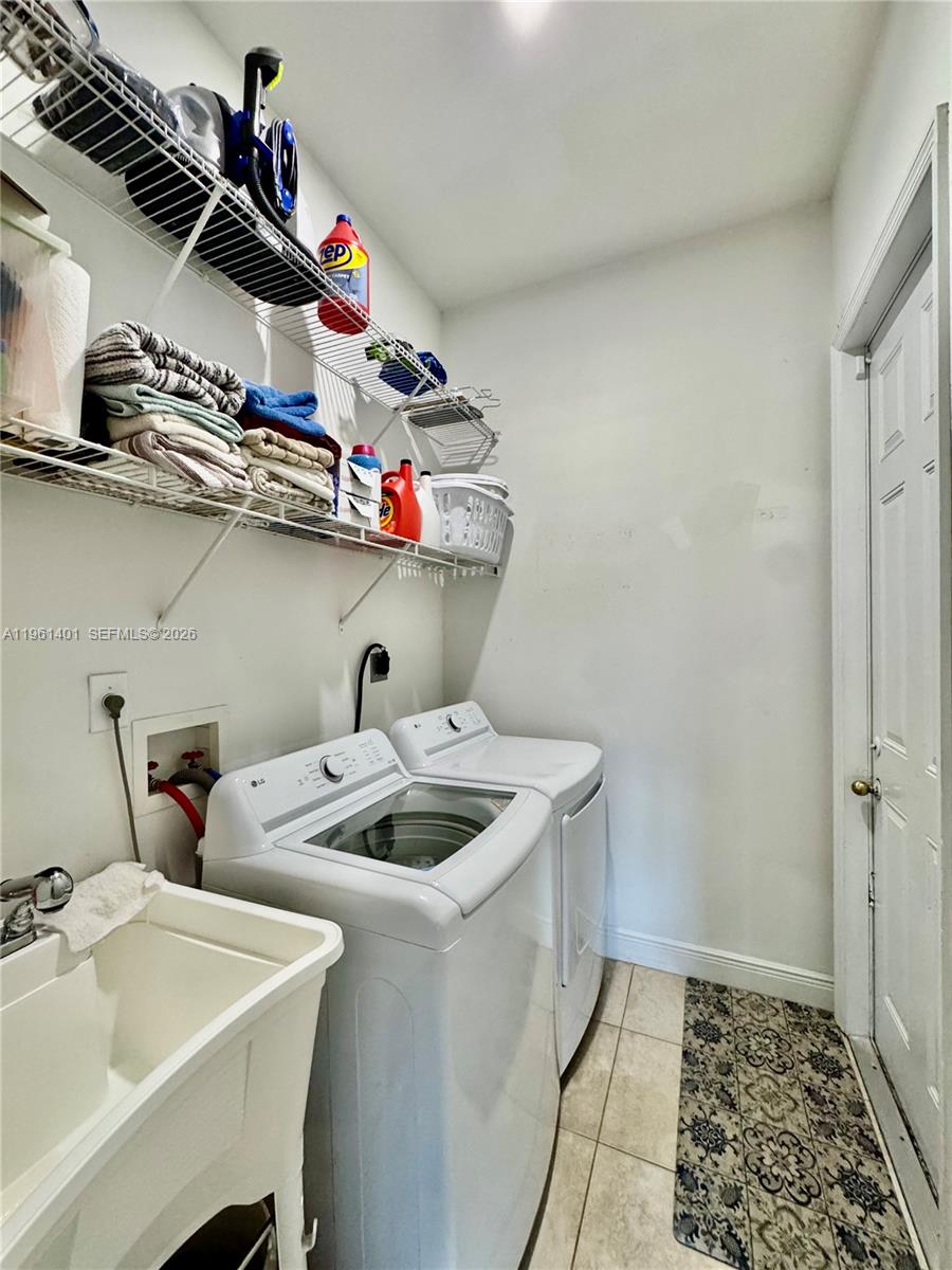 EMERALD GREENS SUB - Residential