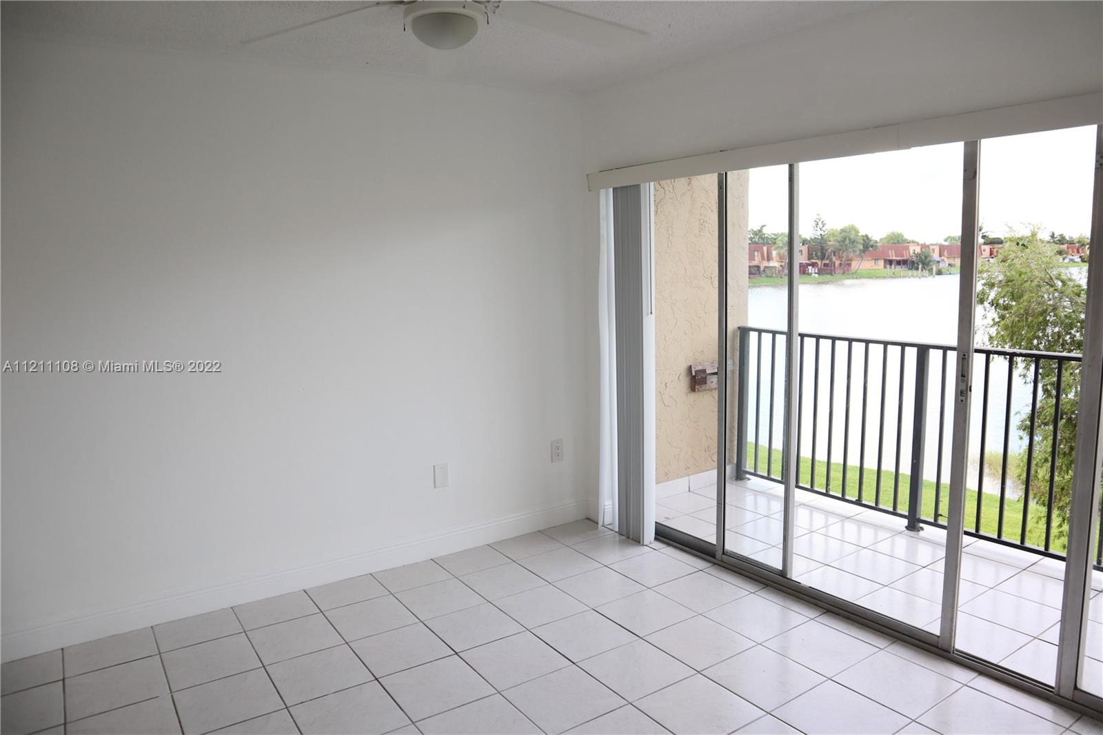 LAGUNA CLUB WEST CONDO BL - Residential Lease