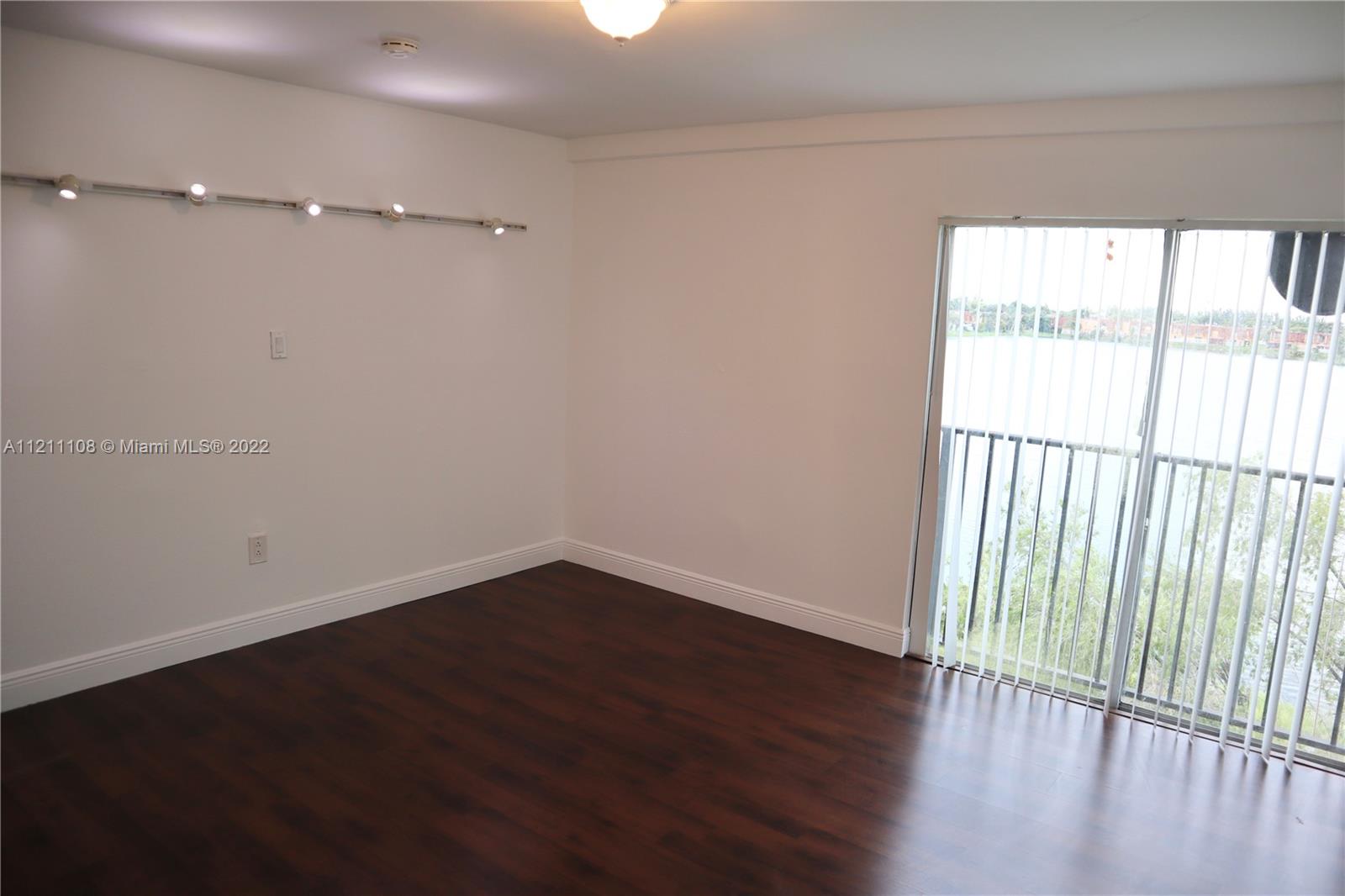 LAGUNA CLUB WEST CONDO BL - Residential Lease