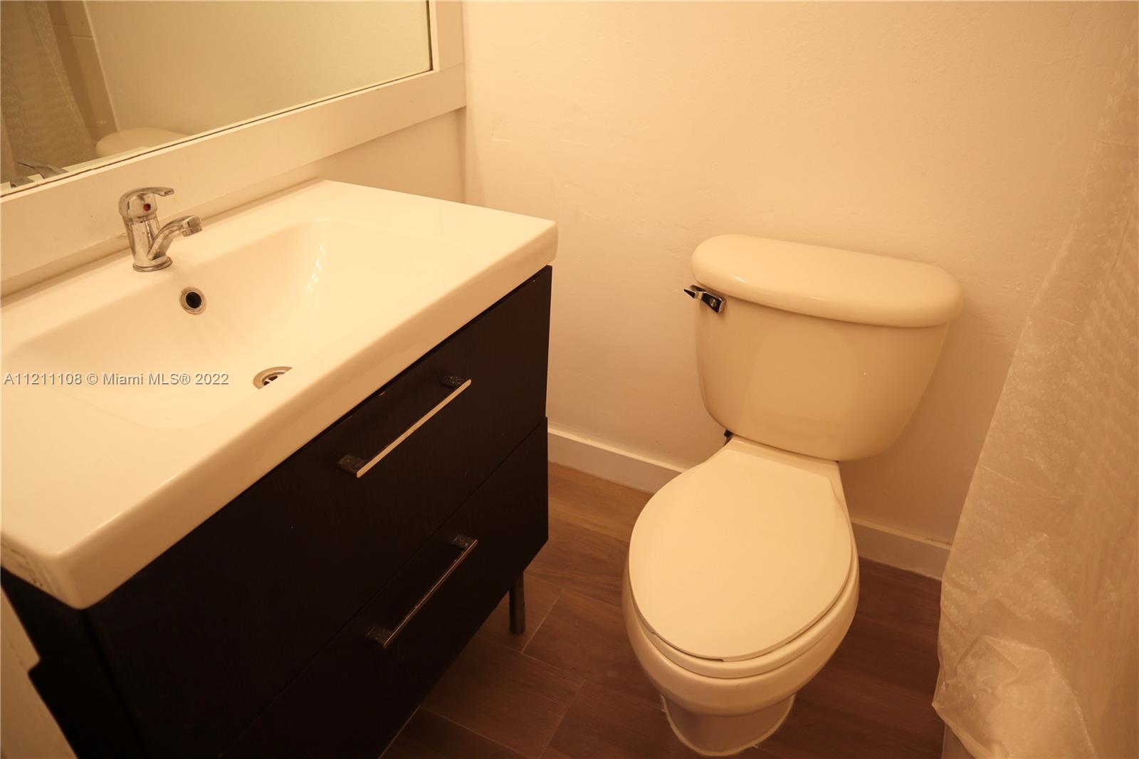 LAGUNA CLUB WEST CONDO BL - Residential Lease