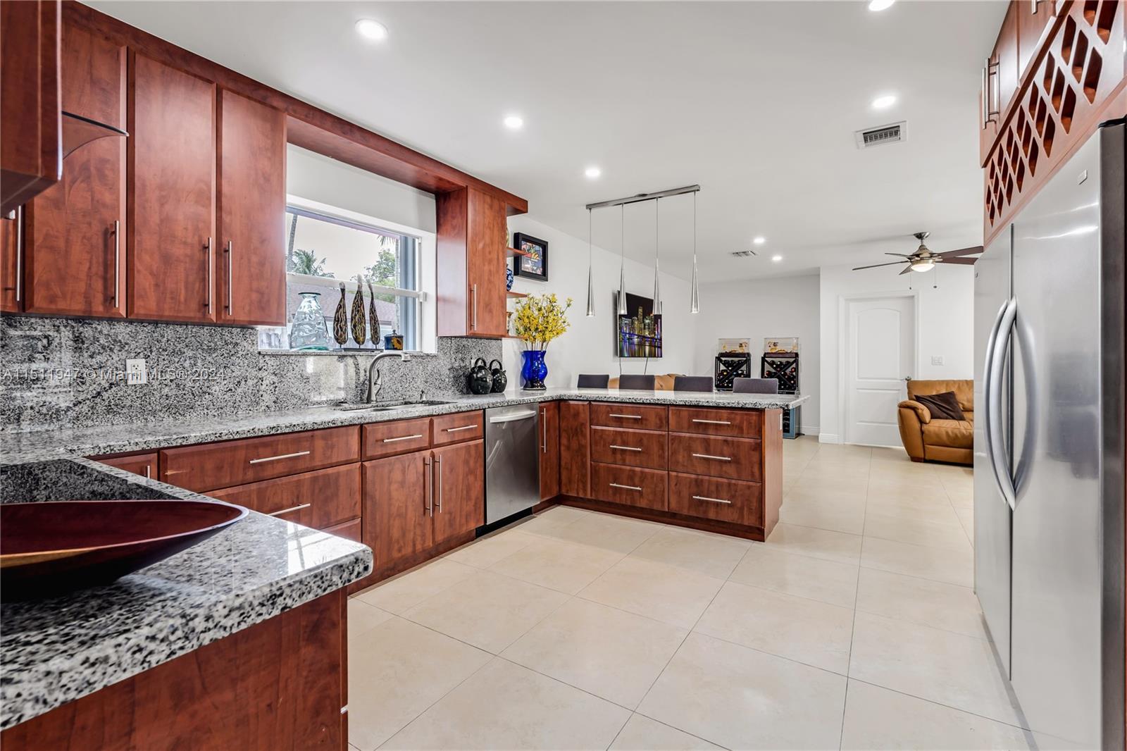 KINGS BAY SUB - Residential