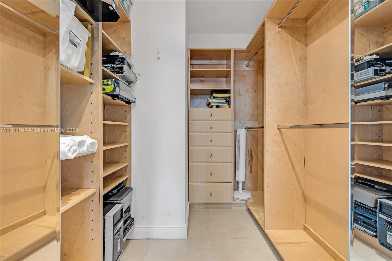 KINGS BAY SUB - Residential